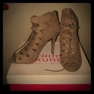 Taupe Chinese Laundry Suede Womens 9.5